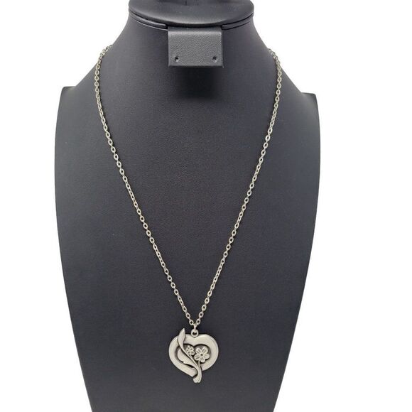 Vintage Signed R. Tennesmed Sweden Pewter Necklace Carved Heart Flower Pendant - Picture 1 of 14